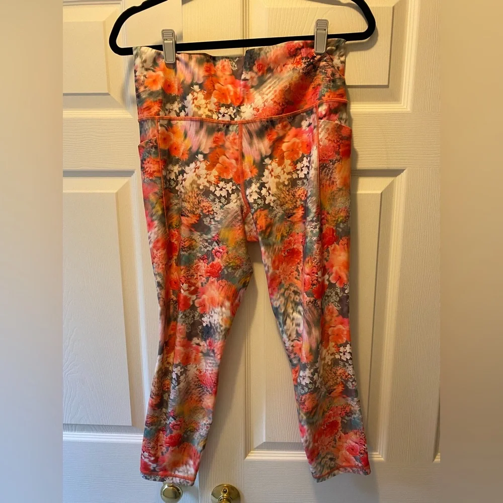Athleta Elation orange floral legging - Picture 4 of 6